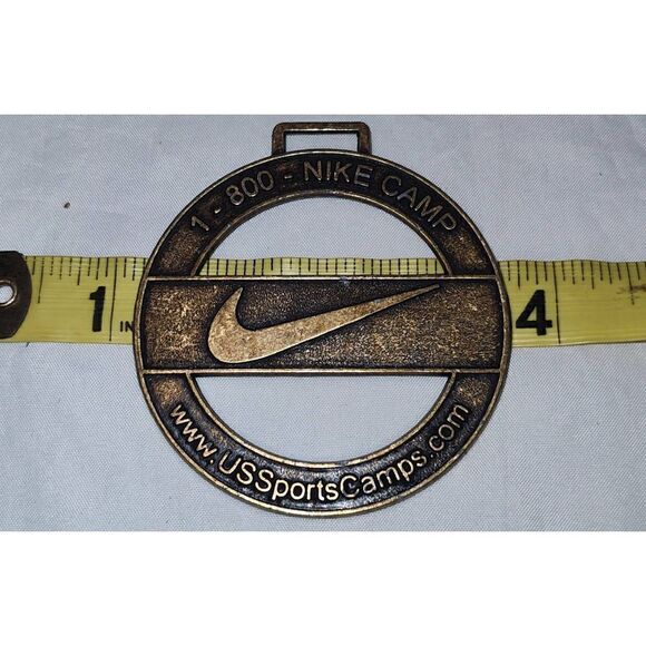 Lot of 11 Vintage Nike Golf Schools + Junior Camps Bag Tags - Picture 3 of 3